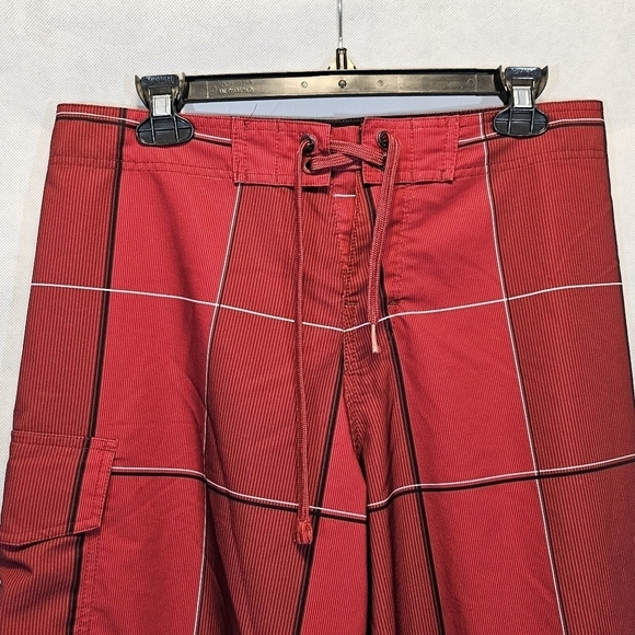 OP Opflex 4 way Stretch Swim Shorts Red Stripped 91% Polyester 9% Spandex Sz 30 - Picture 2 of 4